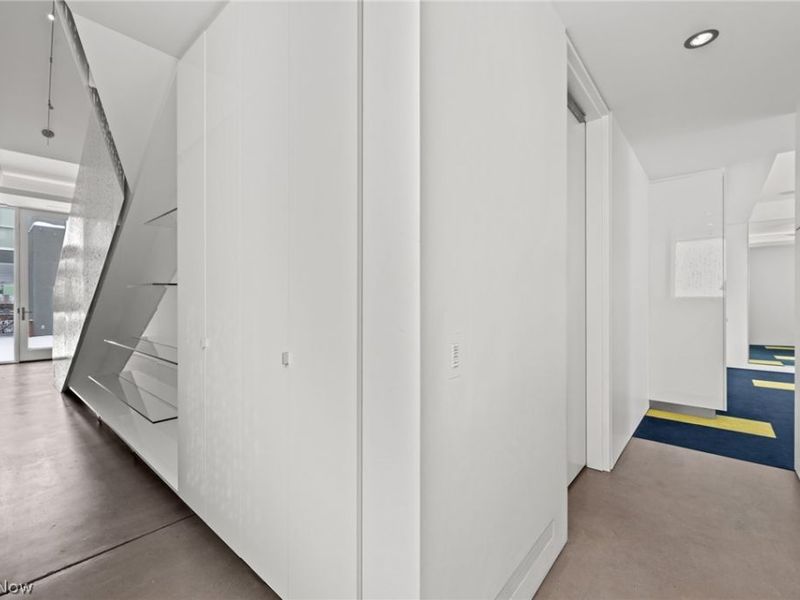 2067 Random Road, Cleveland, OH 44106 Photo 16