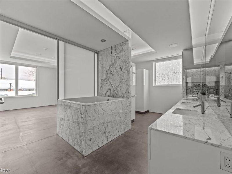 2067 Random Road, Cleveland, OH 44106 Photo 25