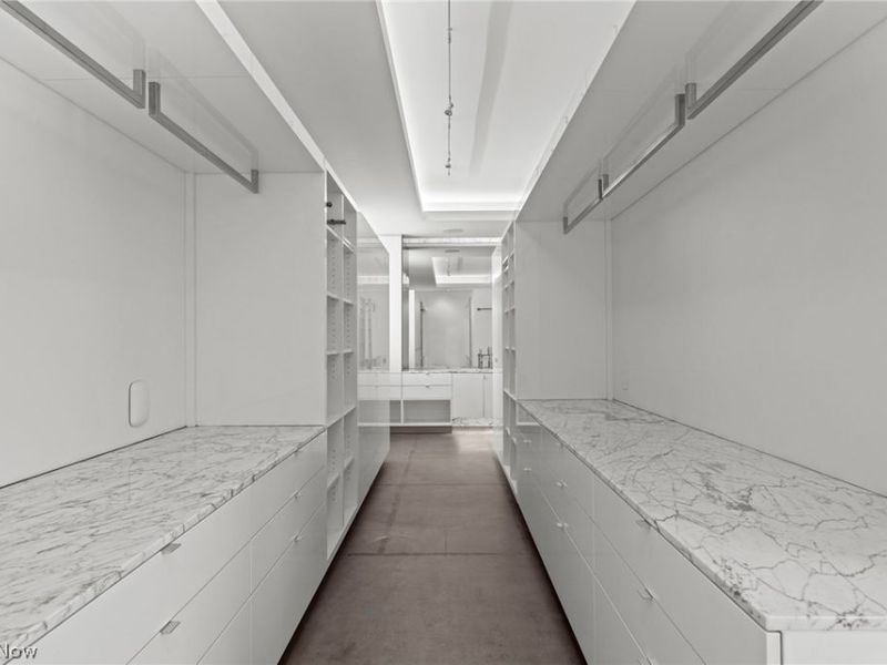 2067 Random Road, Cleveland, OH 44106 Photo 26