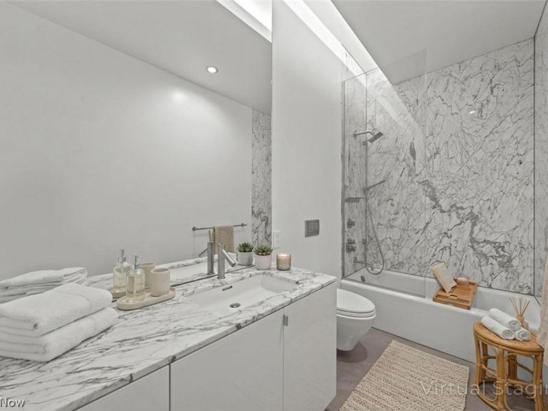 2067 Random Road, Cleveland, OH 44106 Photo 28