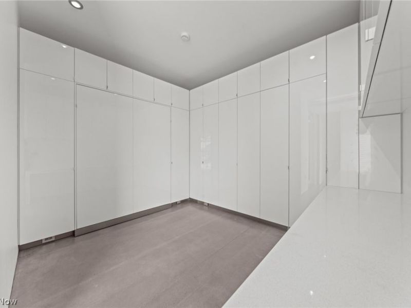 2067 Random Road, Cleveland, OH 44106 Photo 30