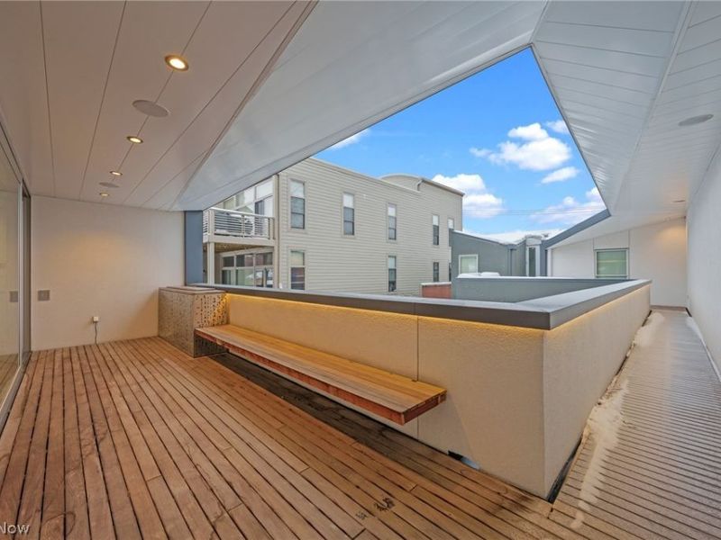 2067 Random Road, Cleveland, OH 44106 Photo 37