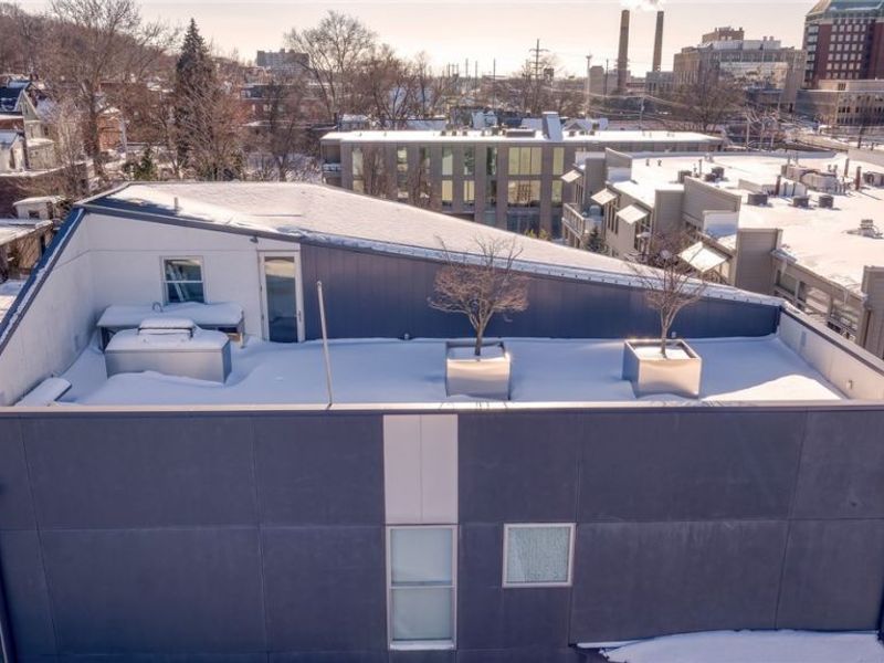 2067 Random Road, Cleveland, OH 44106 Photo 40