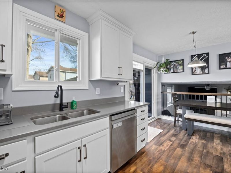 5611 Independence Drive, Lorain, OH 44053 Photo 13