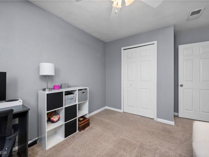 5611 Independence Drive, Lorain, OH 44053 Photo 24