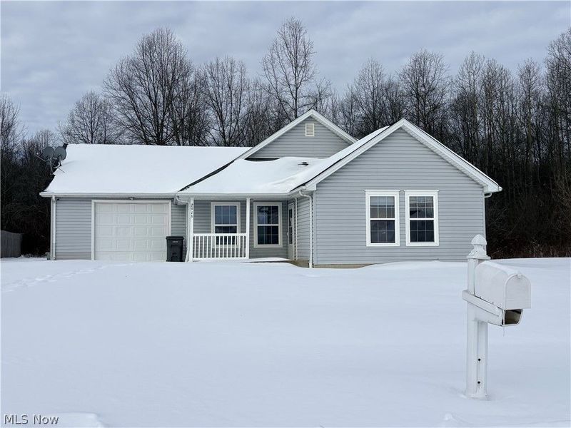 2915 Megan Circle, Youngstown, OH 44505 Photo 1