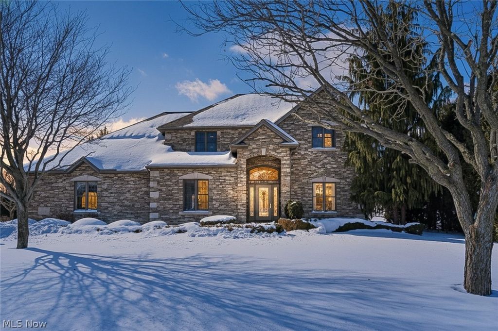 7878 Tuscany Drive, Poland, OH 44514