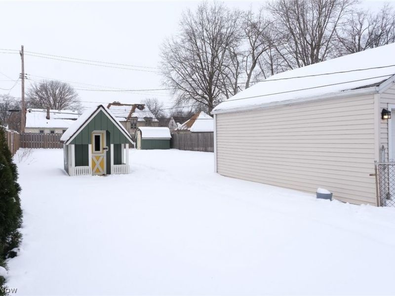 7042 Parma Park Boulevard, Parma Heights, OH 44130 Photo 22