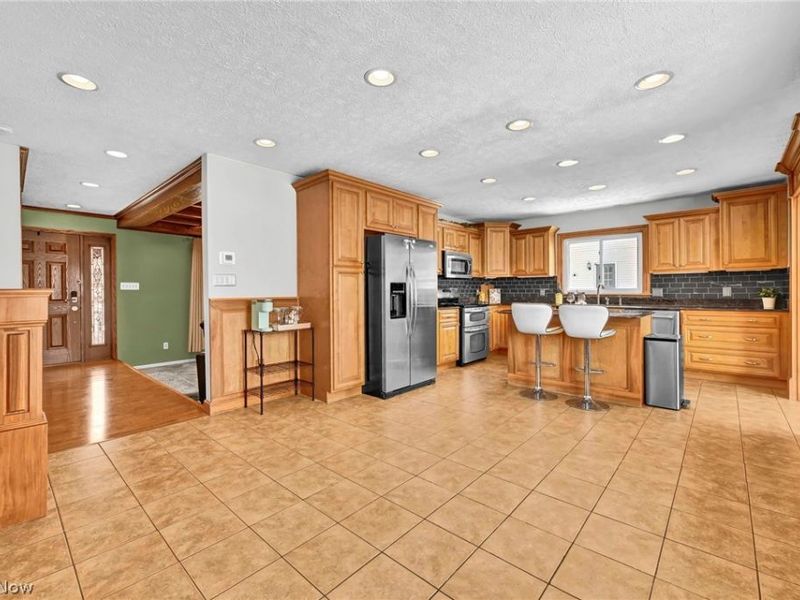 477 Deborah Drive, New Franklin, OH 44319 Photo 10