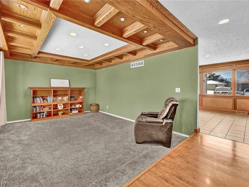 477 Deborah Drive, New Franklin, OH 44319 Photo 7