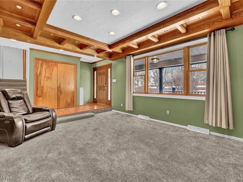 477 Deborah Drive, New Franklin, OH 44319 Photo 9