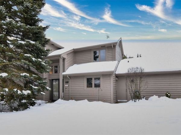 13 Saratoga Court, Beachwood, OH 44122