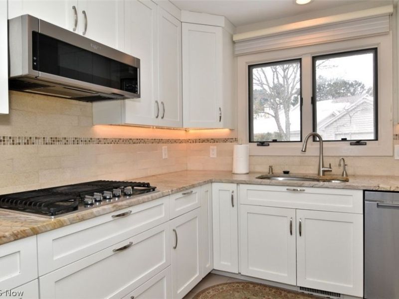 13 Saratoga Court, Beachwood, OH 44122 Photo 11