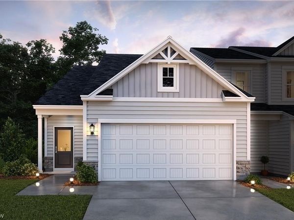 3435 Bushwillow Drive, Uniontown, OH 44685