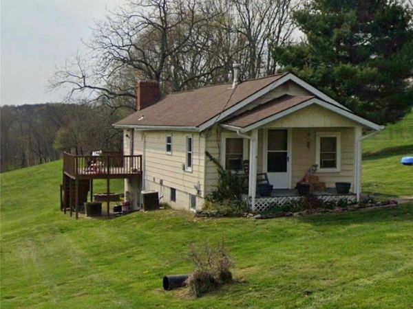 595 Jersey Ridge Road, Zanesville, OH 43701