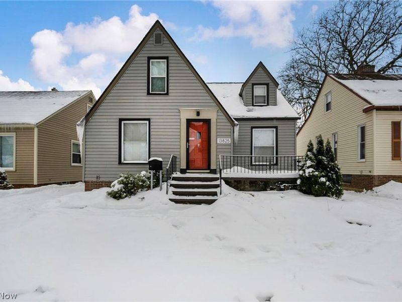 13825 Courtland Avenue, Cleveland, OH 44111 Photo 2