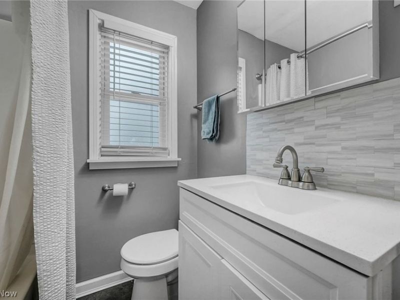 13825 Courtland Avenue, Cleveland, OH 44111 Photo 23