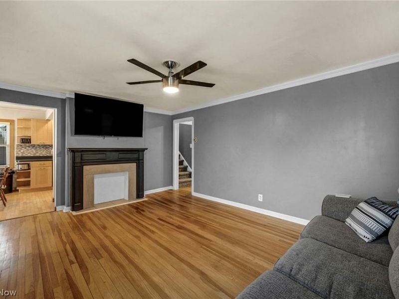 13825 Courtland Avenue, Cleveland, OH 44111 Photo 7