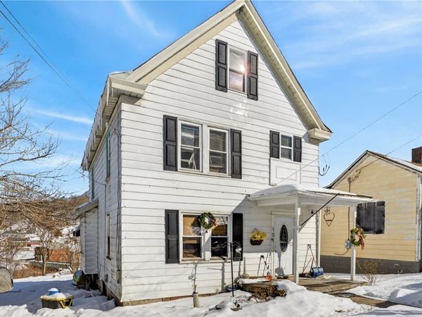 101 Highland Avenue, Avella, PA 15312