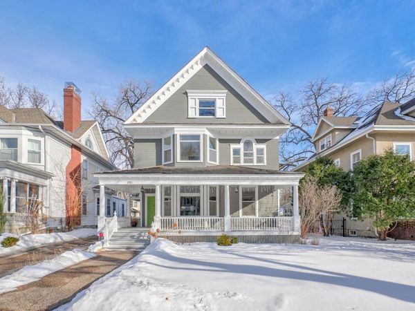 1783 Irving Avenue S, Minneapolis, MN 55403