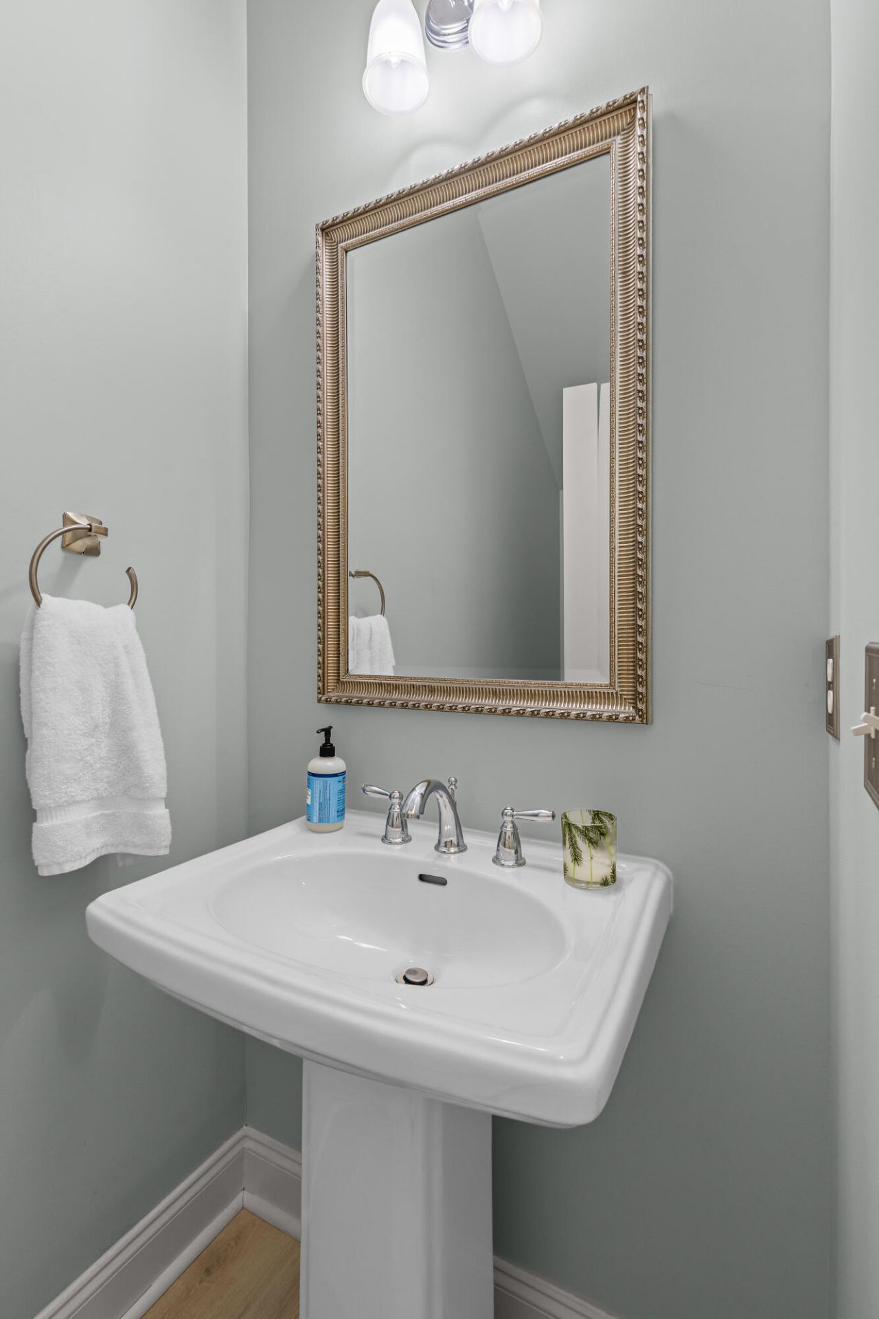 2061 Kings Gate Lane Photo 14