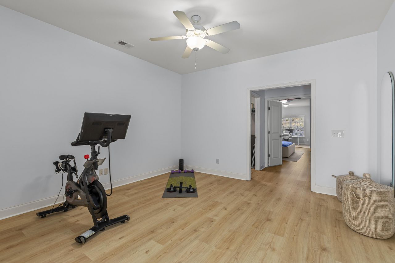 2061 Kings Gate Lane Photo 16