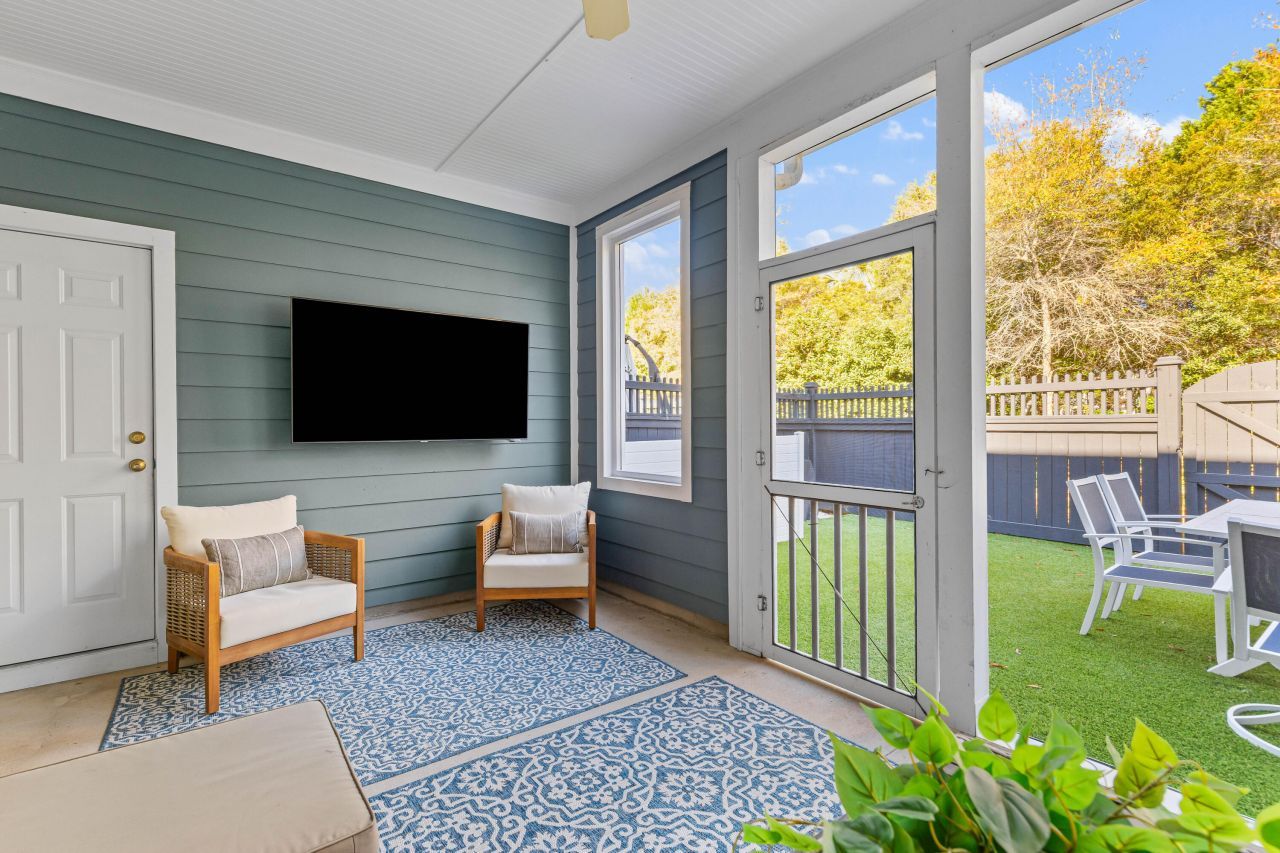 2061 Kings Gate Lane Photo 28