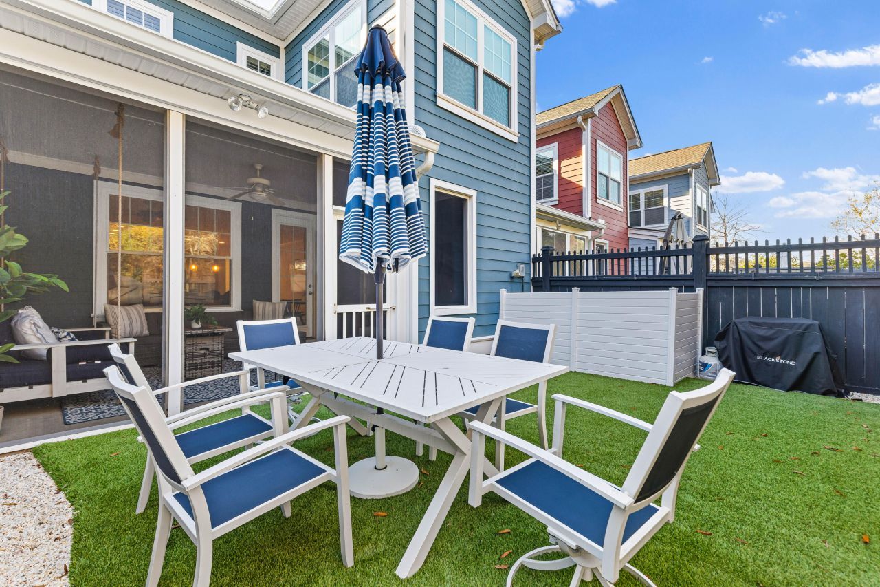 2061 Kings Gate Lane Photo 7