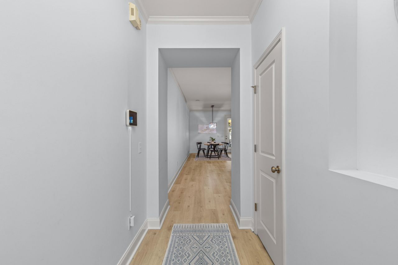 2061 Kings Gate Lane Photo 8