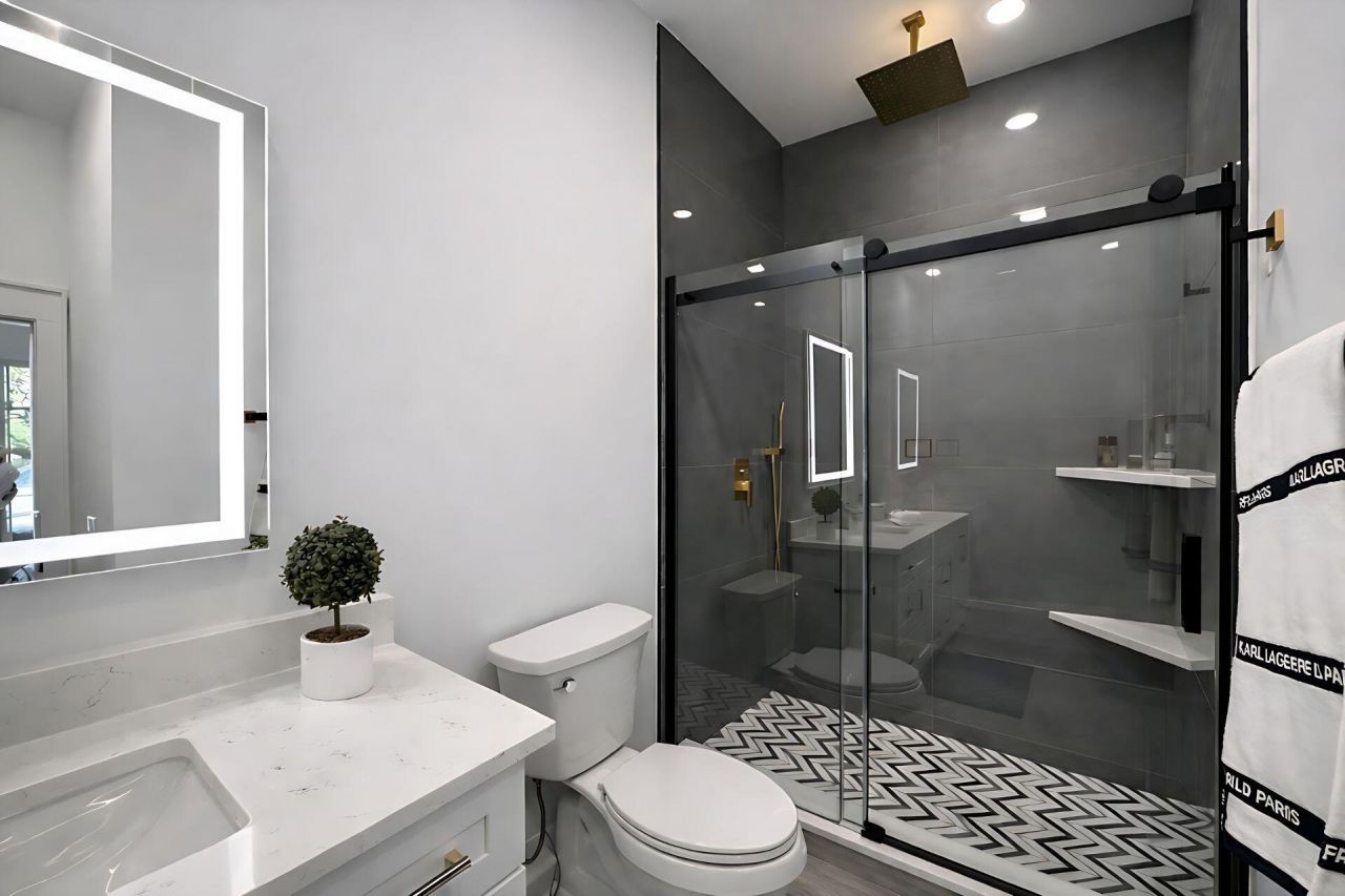 5481 Turner Street Photo 25