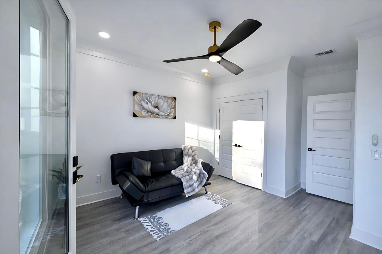 5481 Turner Street Photo 39