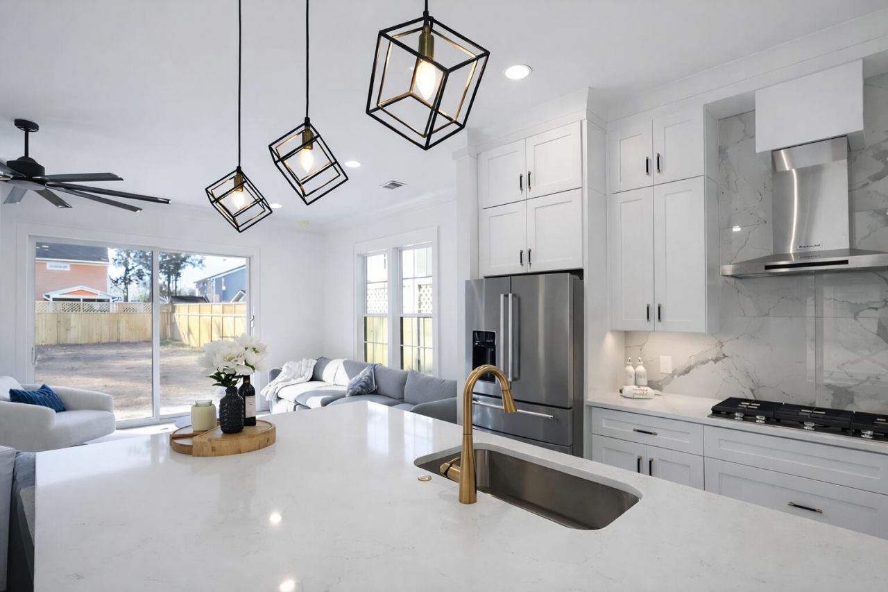 5481 Turner Street Photo 9