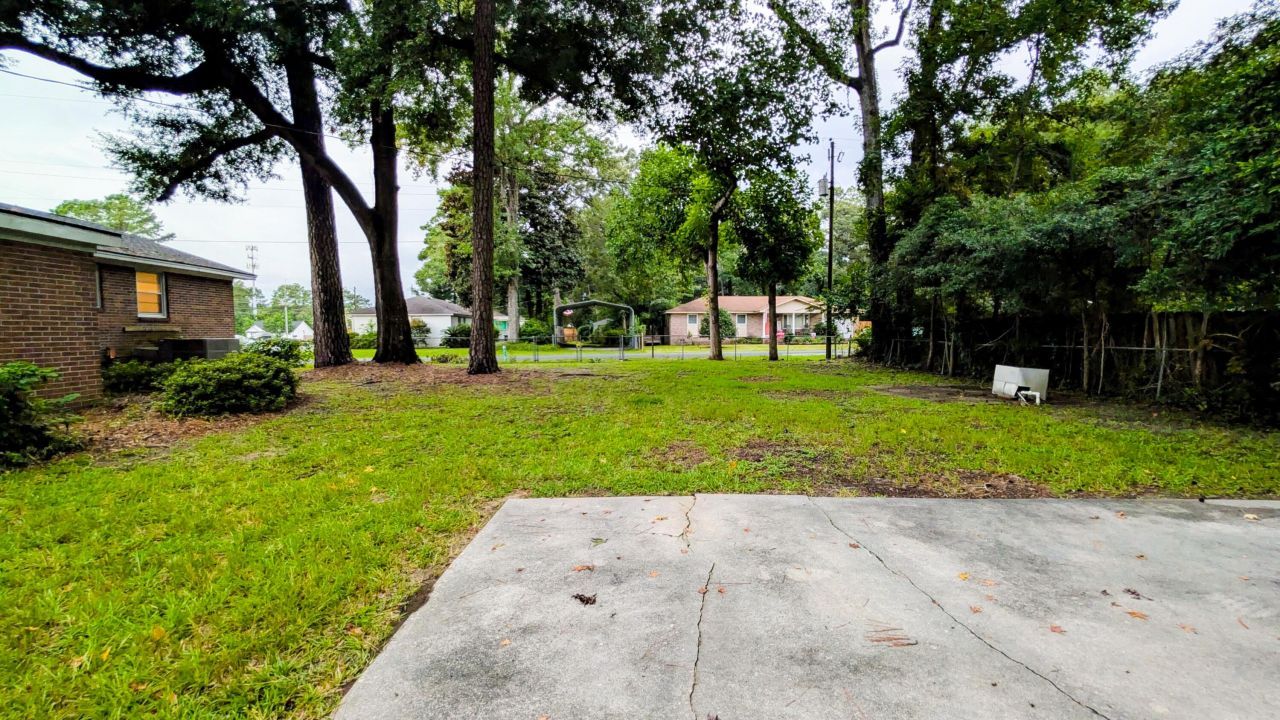 10574 Dorchester Road Photo 9