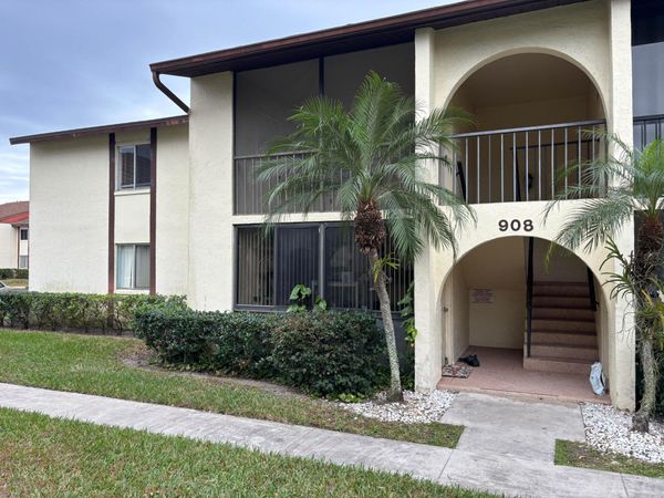 4969 Sable Pine Circle, Unit C2, West Palm Beach, FL 33417
