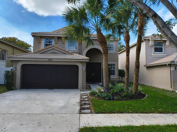 1575 Briar Oak Drive, Royal Palm Beach, FL 33411