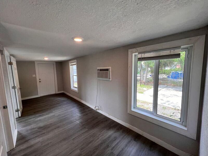 718 W 7th Street, Unit 2, Riviera Beach, FL 33404 Photo