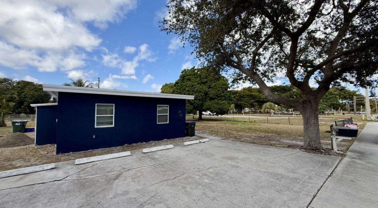 26 SW 10th Avenue, Delray Beach, FL 33444 Photo