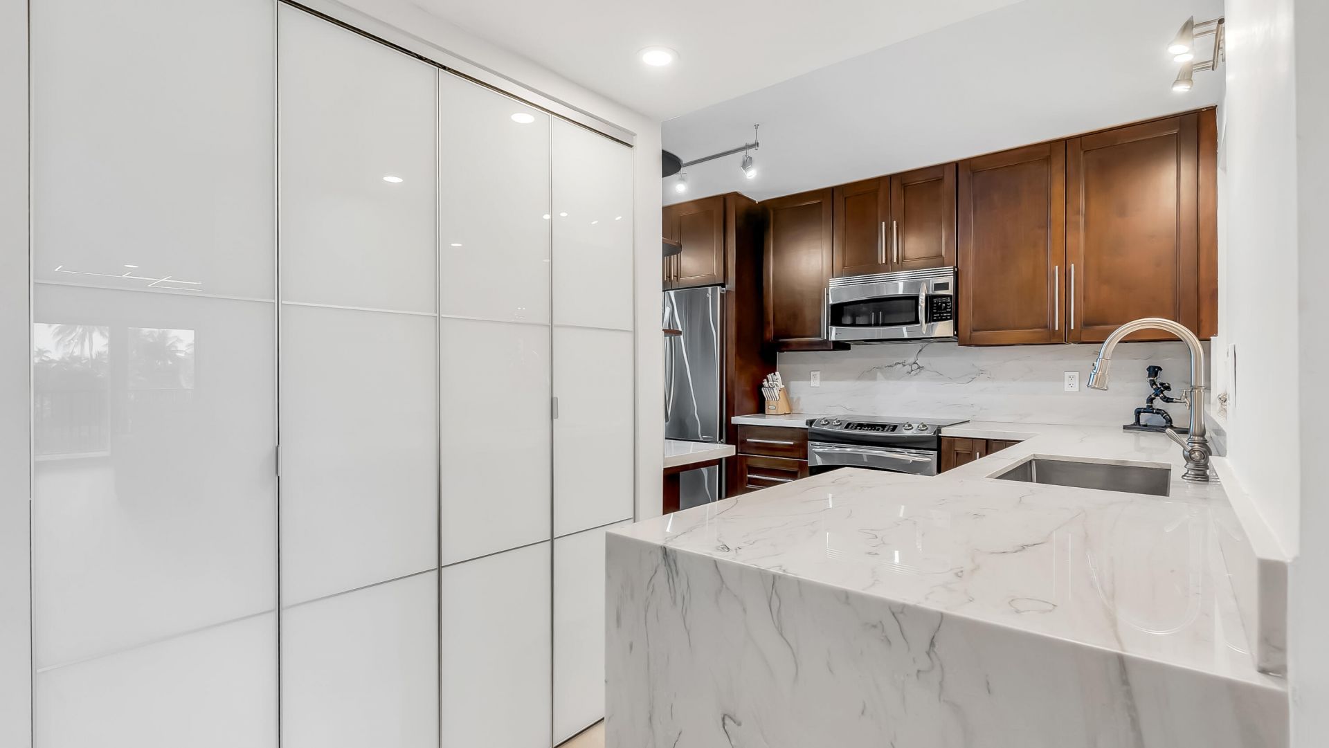 240 Captains Walk, Unit 5150, Delray Beach, FL 33483 Photo