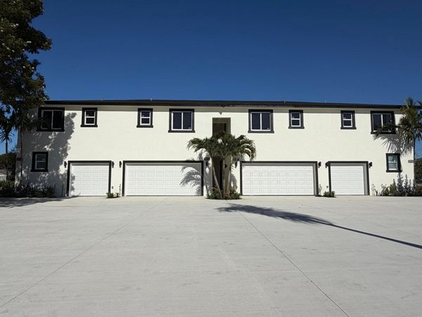 1112 White Pine Drive, Unit 1112, Wellington, FL 33414