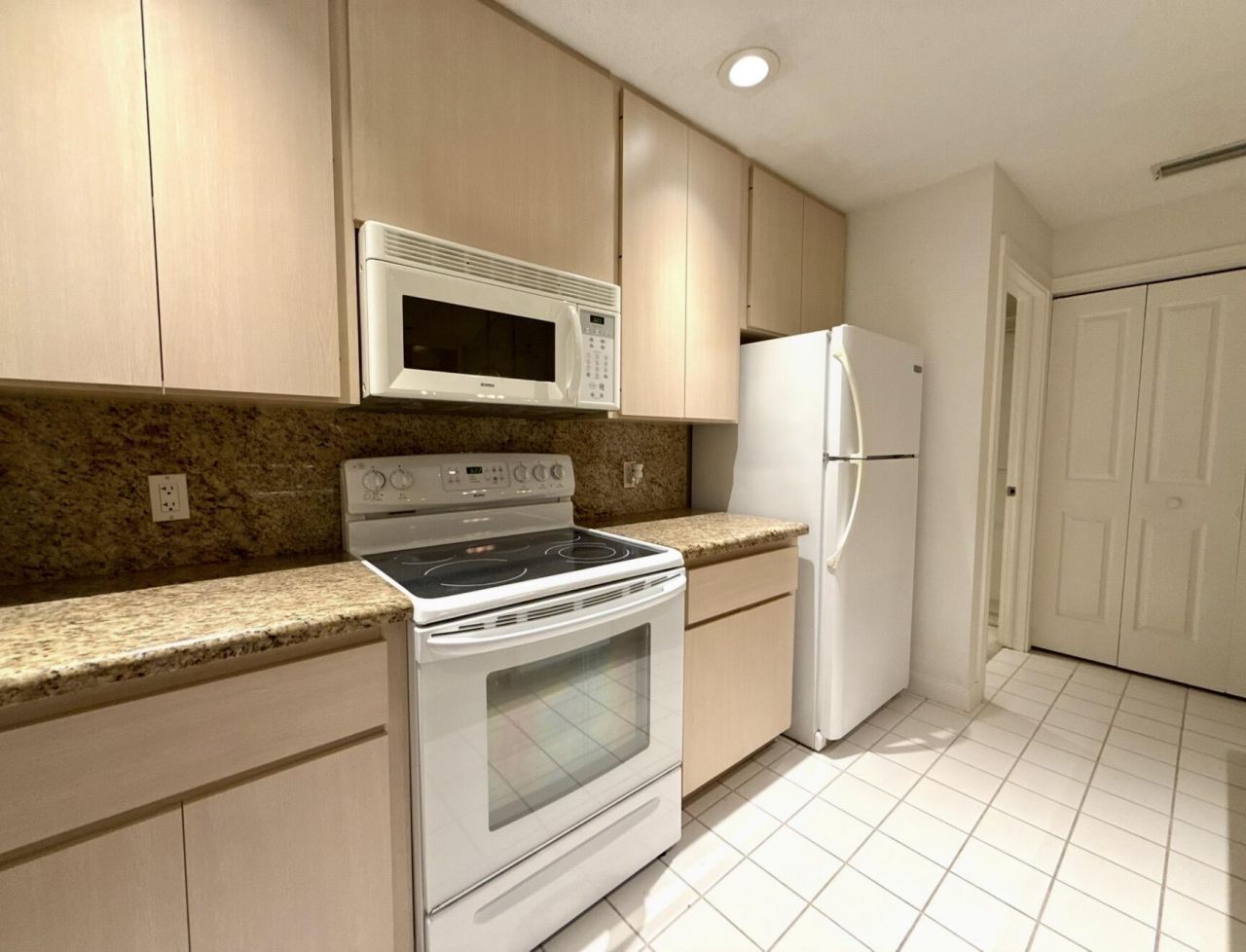 304 Sun Terrace Court, Palm Beach Gardens, FL 33403 Photo