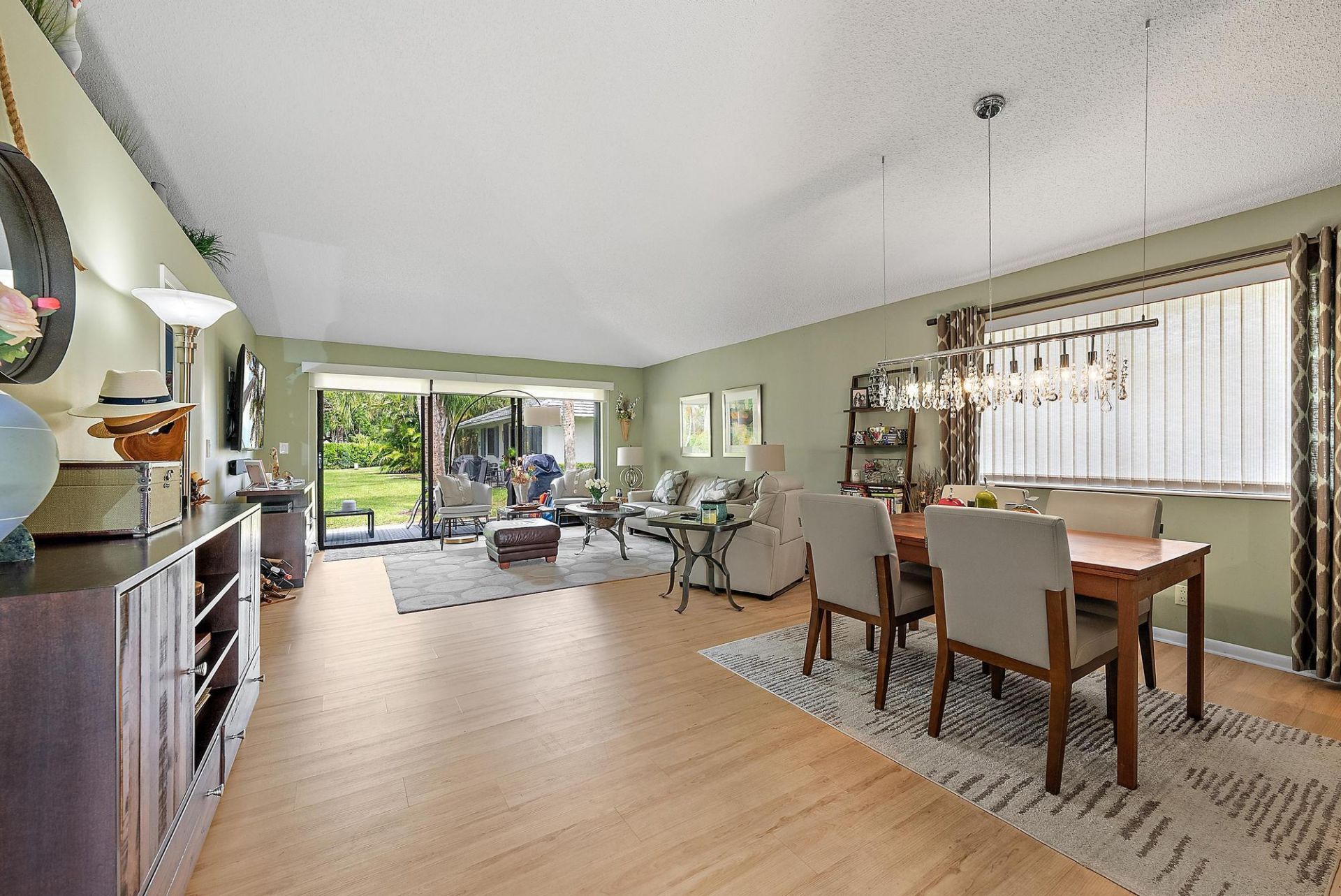 835 Club Drive, Palm Beach Gardens, FL 33418 Photo