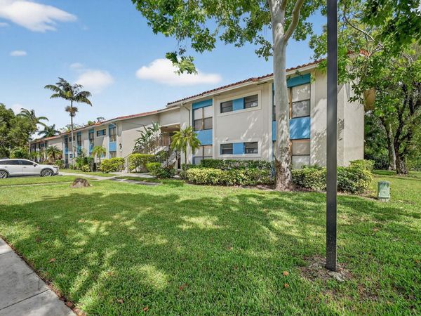 1541 Balfour Point Drive, Unit A, West Palm Beach, FL 33411