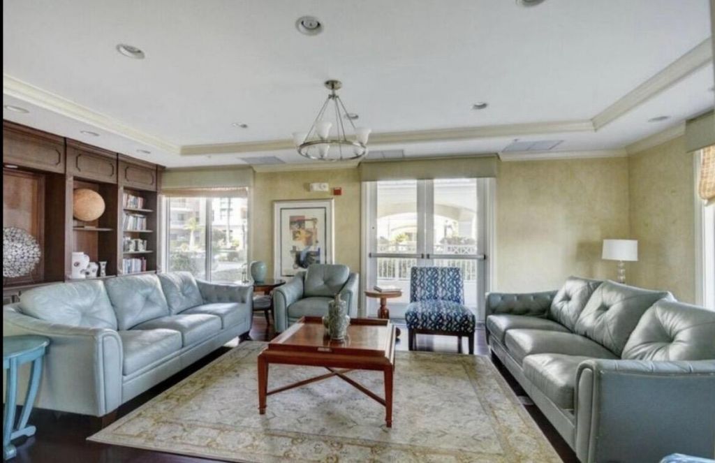 802 W Windward Way, Unit 216, Lantana, FL 33462 Photo