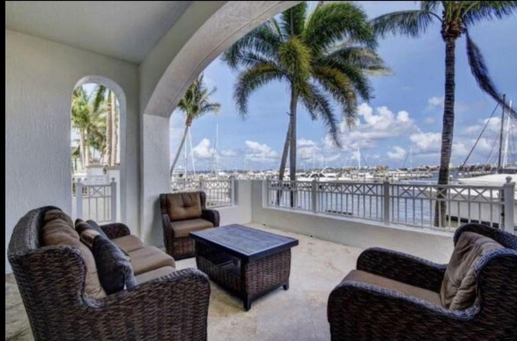 802 W Windward Way, Unit 216, Lantana, FL 33462 Photo
