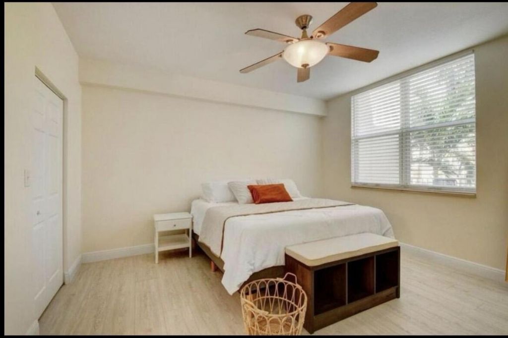 802 W Windward Way, Unit 216, Lantana, FL 33462 Photo