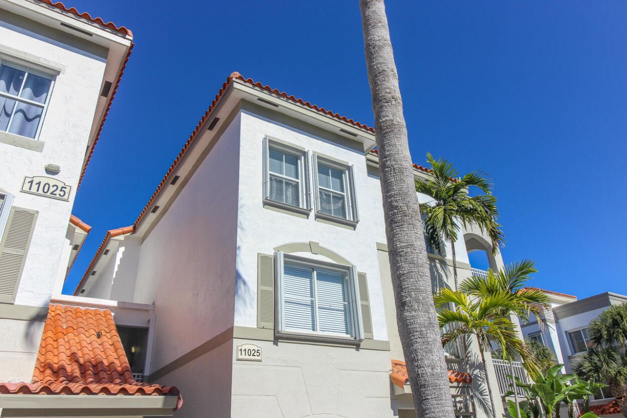 11025 Legacy Boulevard, Unit 302, Palm Beach Gardens, FL 33410 Photo