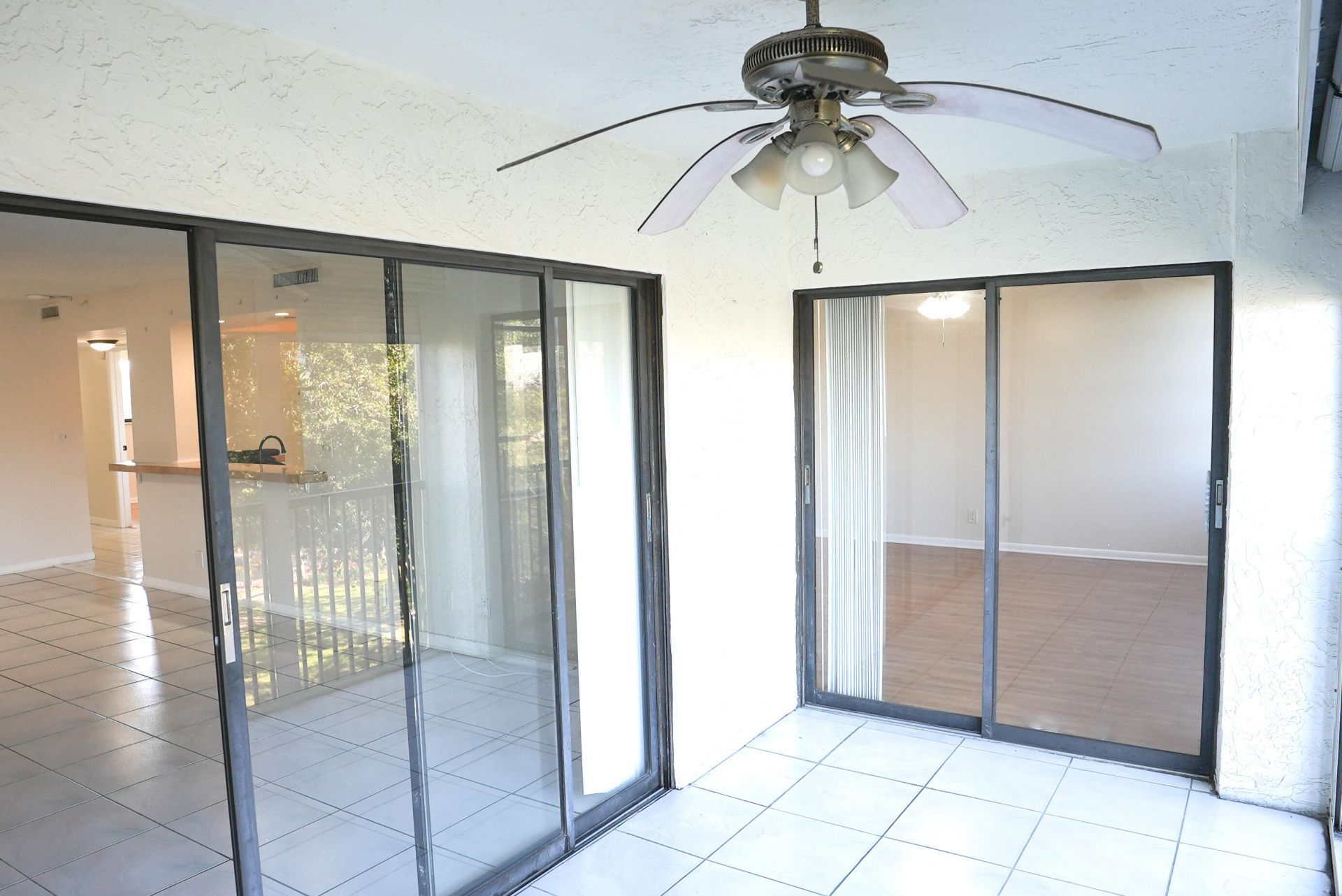 2112 S Cypress Bend Drive, Unit 404, Pompano Beach, FL 33069 Photo