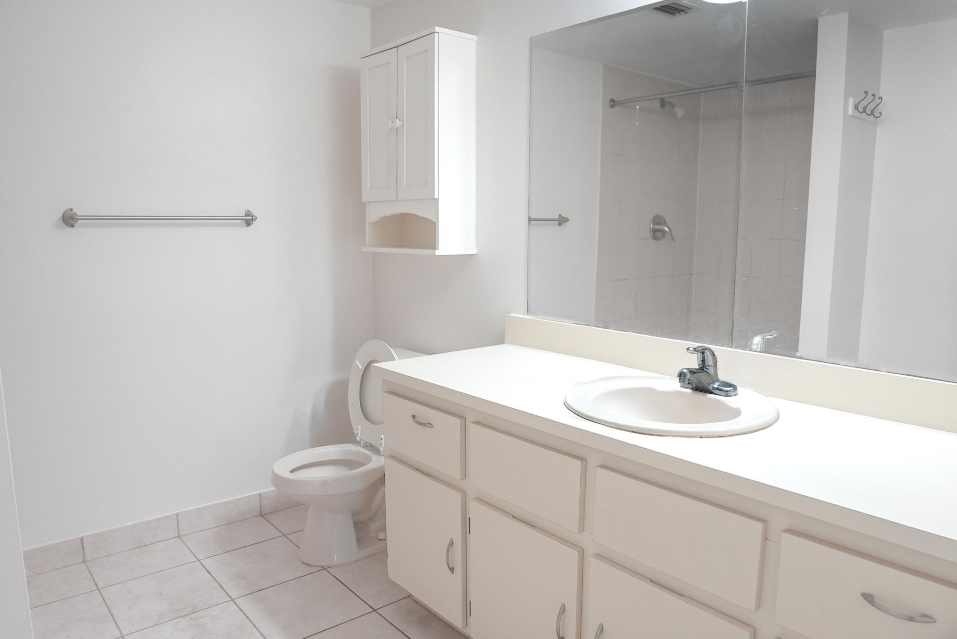 2112 S Cypress Bend Drive, Unit 404, Pompano Beach, FL 33069 Photo