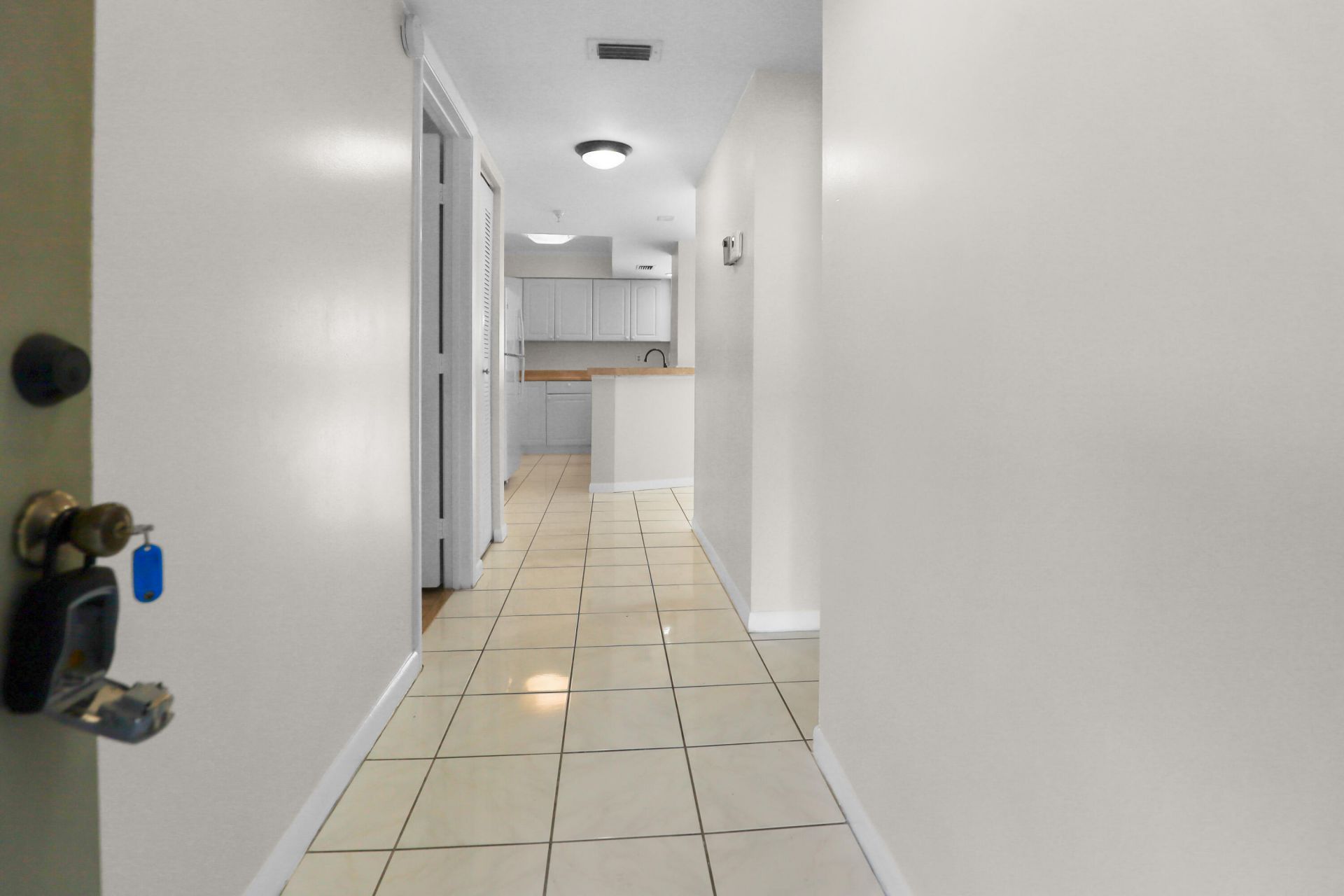 2112 S Cypress Bend Drive, Unit 404, Pompano Beach, FL 33069 Photo