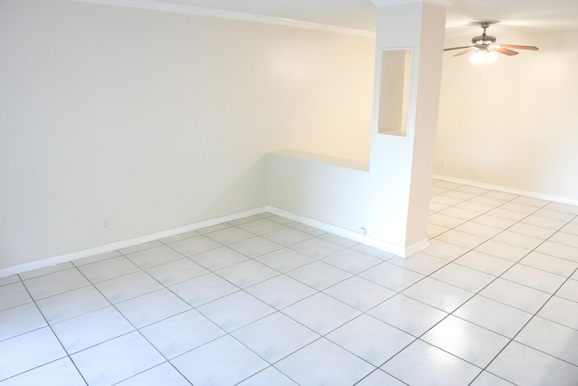 2112 S Cypress Bend Drive, Unit 404, Pompano Beach, FL 33069 Photo